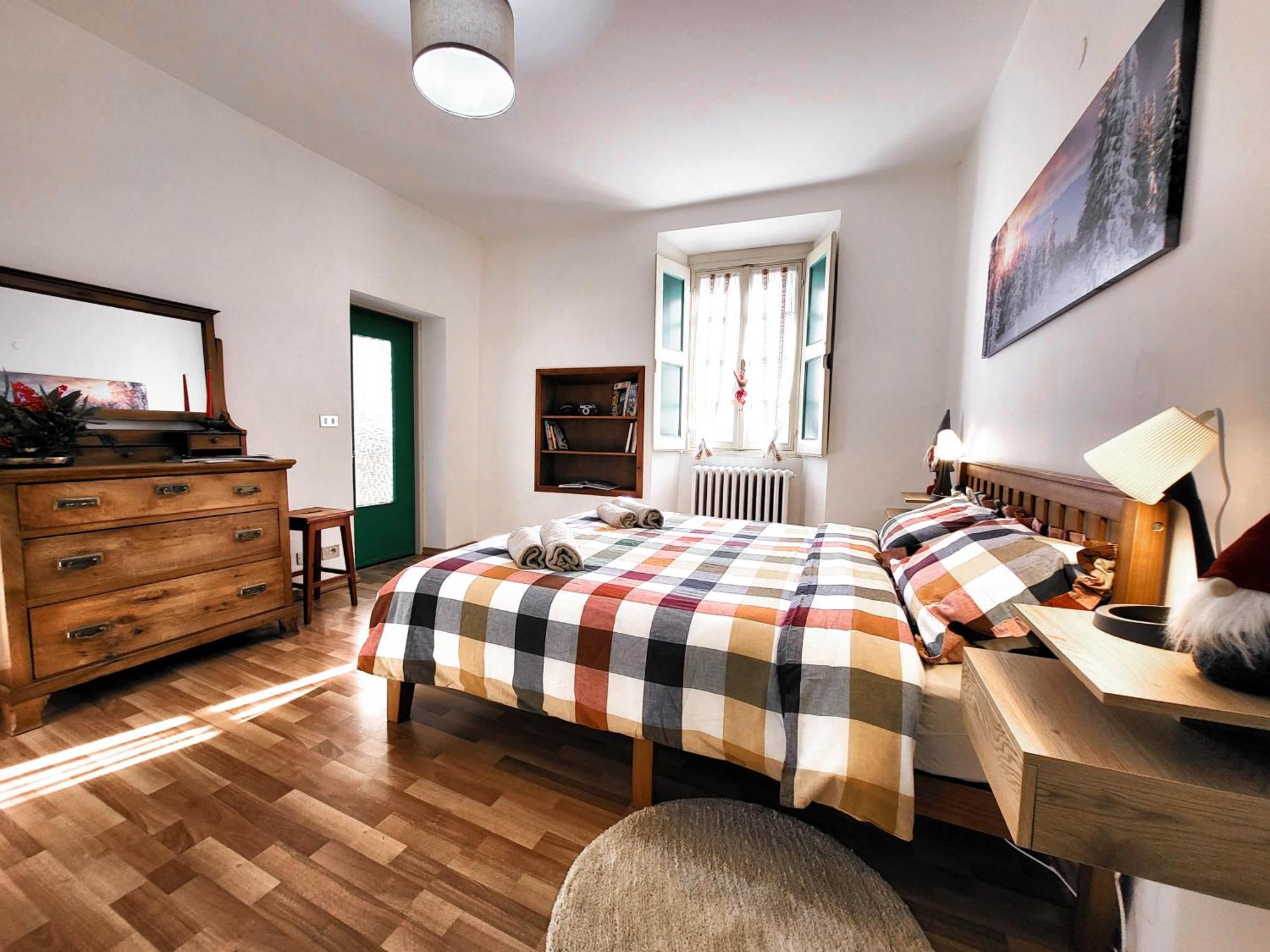 Cretallaz - Rustic House In Strategic Location With Castle View, Free Parking And Wifi Apartment *