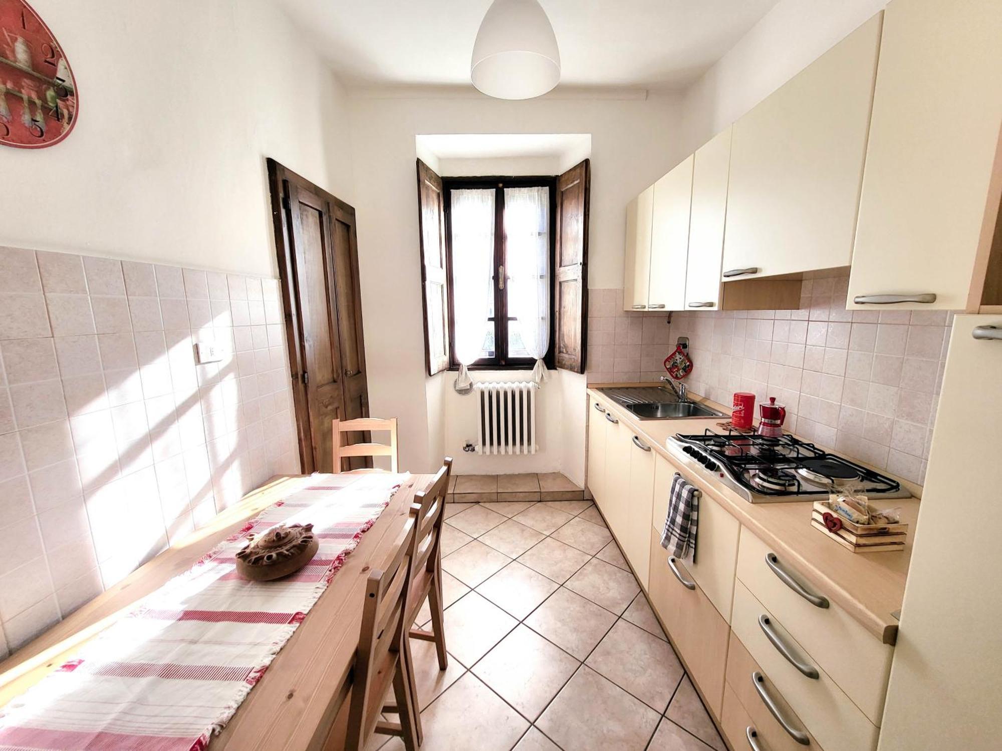 Apartment Cretallaz - Rustic House In Strategic Location With Castle View, Free Parking And Wifi *
